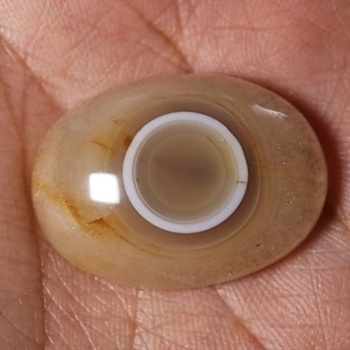 حجر عقيق سليماني هندي طبيعي أبيض عين في المنتصف حج...