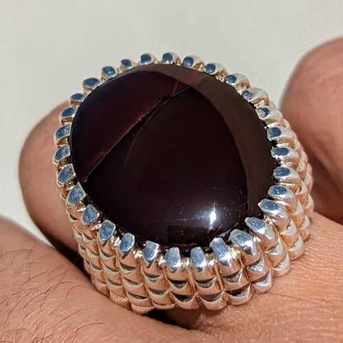 خاتم عقيق يماني آنسي أصلي وطبيعي