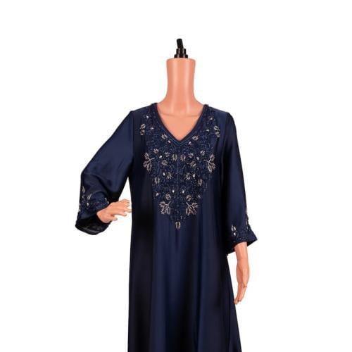 فستان شك صدر وطرف الكم