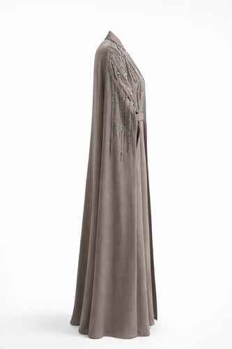 فستان بشك على الأكتاف مقلم