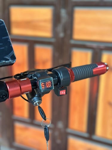 سكوتر الوحش محركين