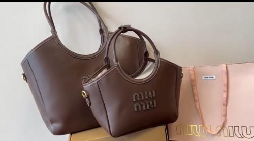 توت باق ميوميو بني غامق