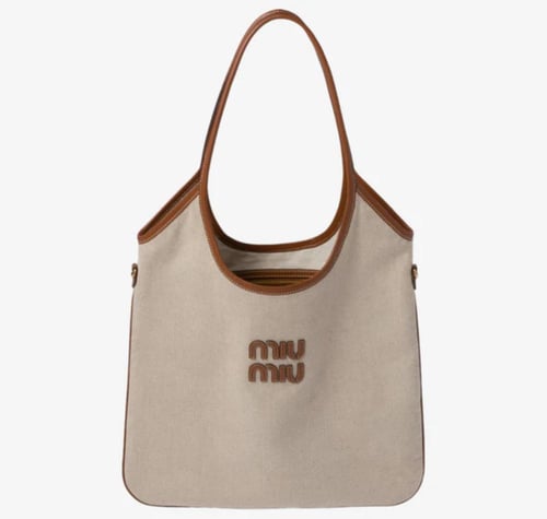 توت باق ميوميو