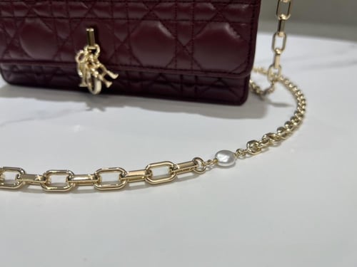 LADY DIOR TOP HANDLE CLUTCH AR العربية English ر.س...