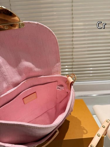 Lv جينز new collection