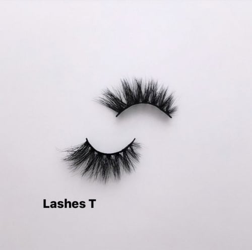 رموش حرف T كثيفه طرفيه ( بديلها حرف R للجفن الصغير...