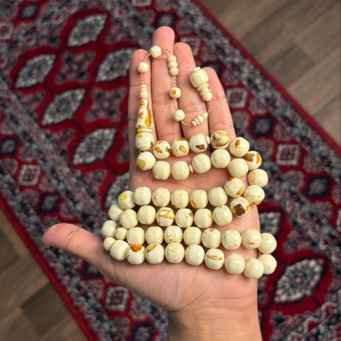 تراب كهرمان