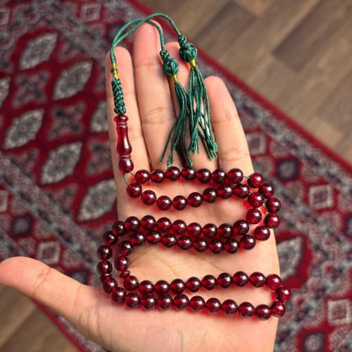بكلايت عنابي