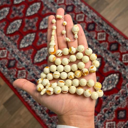 تراب كهرمان