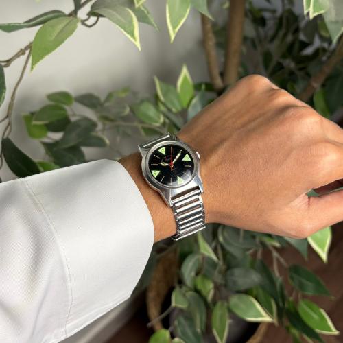 ساعة ويست إند