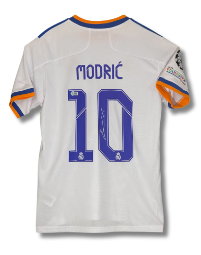 تيشيرت موقع شخصياً من مودريتش - نسخة ريال مدريد