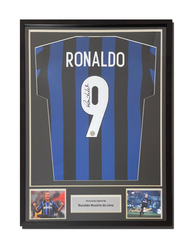 تيشيرت موقع شخصياً من رونالدو الظاهرة - نسخة انتر...