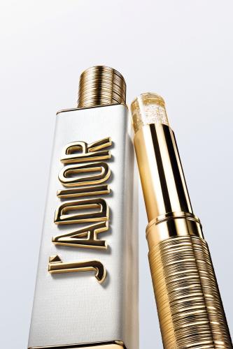 ستيـك جادور العطري من Dior – عطر نسائي أنيق بلمسة...