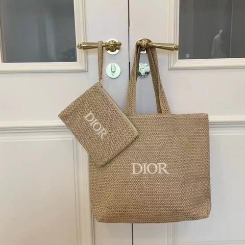 توت باق الصيف يعود بحجم اكبر