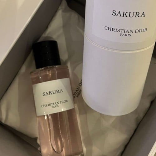 SAKURA عطر