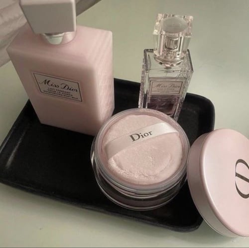 بودرة Miss Dior المعطرة