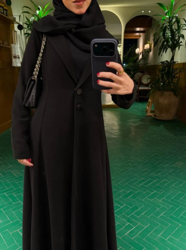 عباية بليزر