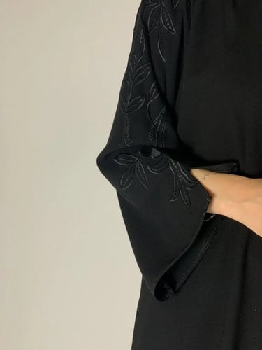 عباية قماش واقف