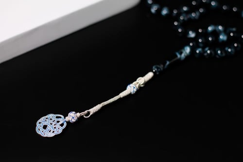 تراب كهرمان مموج داكن