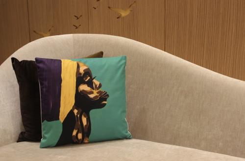 SHAHD GALLERY Cushion Cover