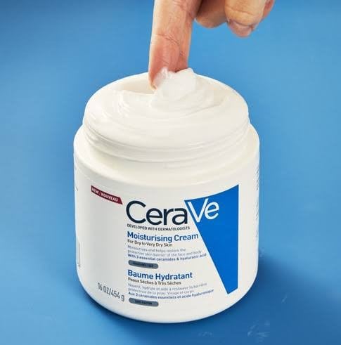 سيرافي كريم مرطب للبشره الجافه 454 جرام