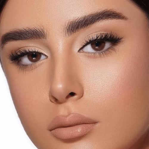 افيل عدسات لاصقة يومية ديب بلاتو