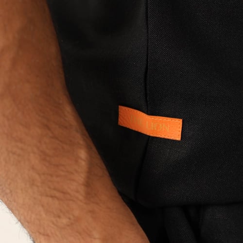 Linen shorts and T-shirt