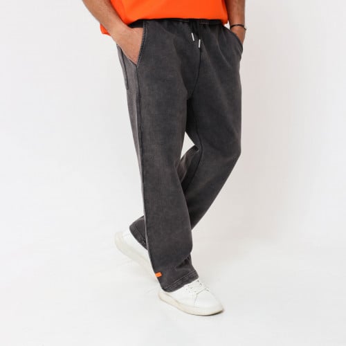 black pants