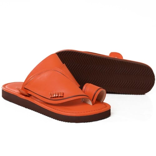 حذاء ايطالي بلون فاخر