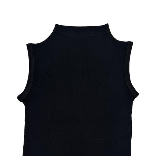 تي شيرت بناتي كت رقبة عريضة ليكرا