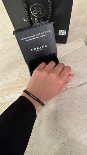 سوار بكلمتك المميزه