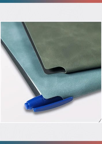 سبورة بيضاء بتصميم دفتر ملاحظات (أزرق)