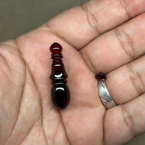 مسباح فاتوران احمر محبر
