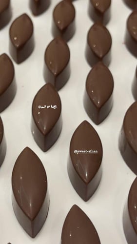 قالب اكريليك ورقه