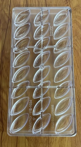 قالب اكريليك ورقه