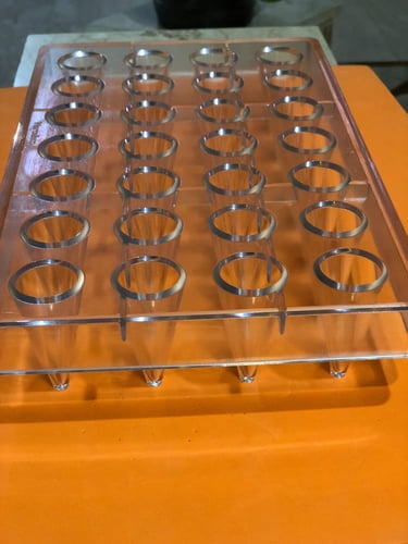 قالب شوكلاته اكريلك هرم