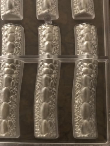 قالب شوكلاته جلد ثعبان اكريلك