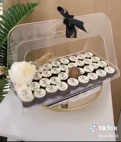 صينية شوكلاته اكريلك شنطه