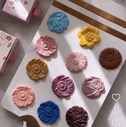 قالب شوكلاته ورد