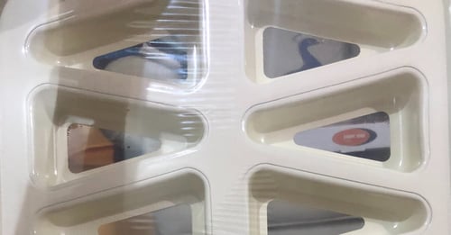 صينية كيك مثلث بقاعدة مفتوحه