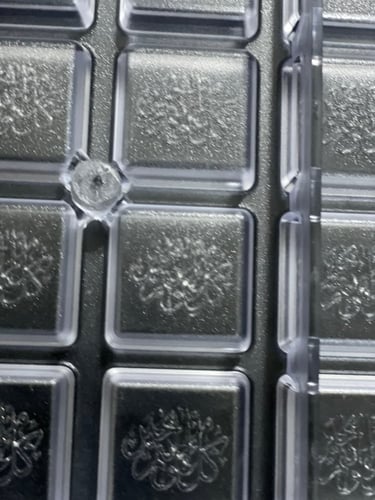 قالب شوكلاته العيد بعبارة كل عام وانتم بخير