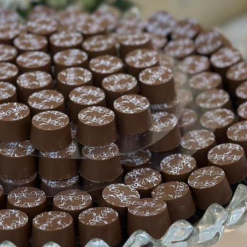 قالب شوكلاته مدور ممغنط