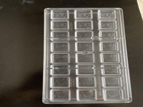 قالب شوكلاته مربع