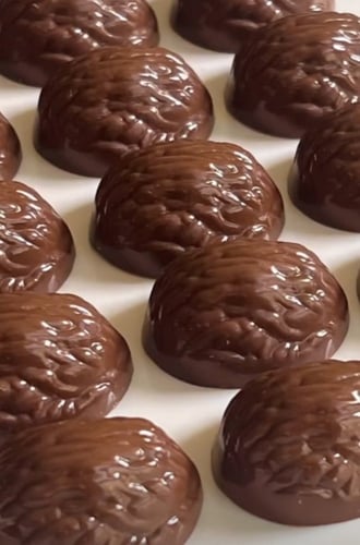 قالب شوكلاته بندق