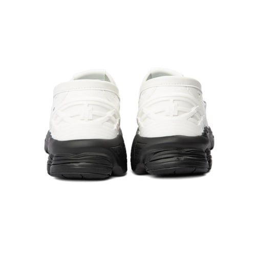 حذاء رسمي طبي باللون الابيض