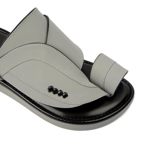 حذاء شرقي بدعسة طبيه ميموري فوم