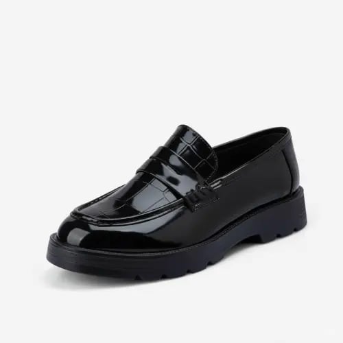 حذاء لوفر أسود جلد لامع بنقشة تمساح