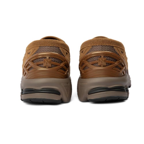 حذاء رسمي طبي باللون البني