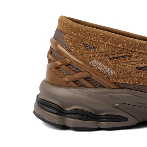 حذاء رسمي طبي باللون البني