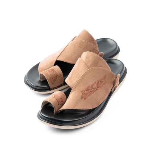 حذاء شرقي بدعسة طبيه